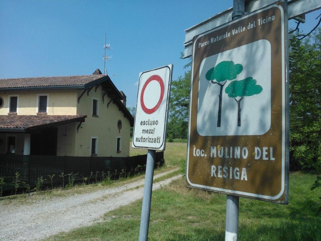 Agriturismo Helianthus Oleggio Eksteriør billede