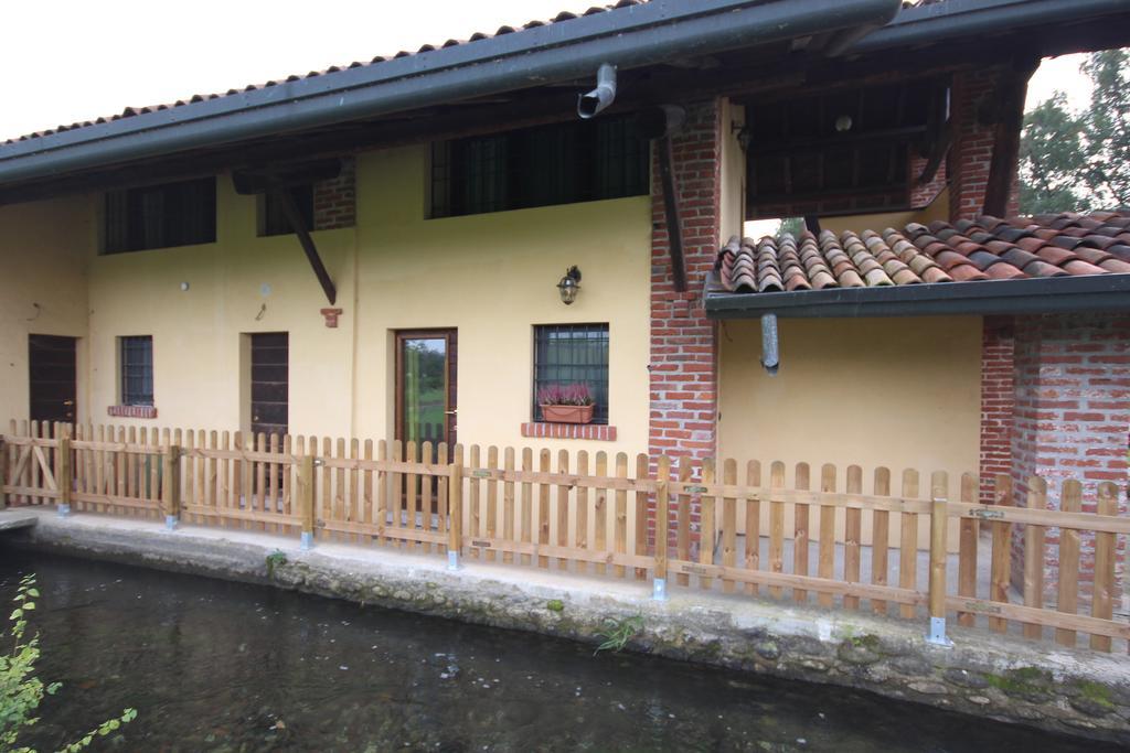 Agriturismo Helianthus Oleggio Eksteriør billede
