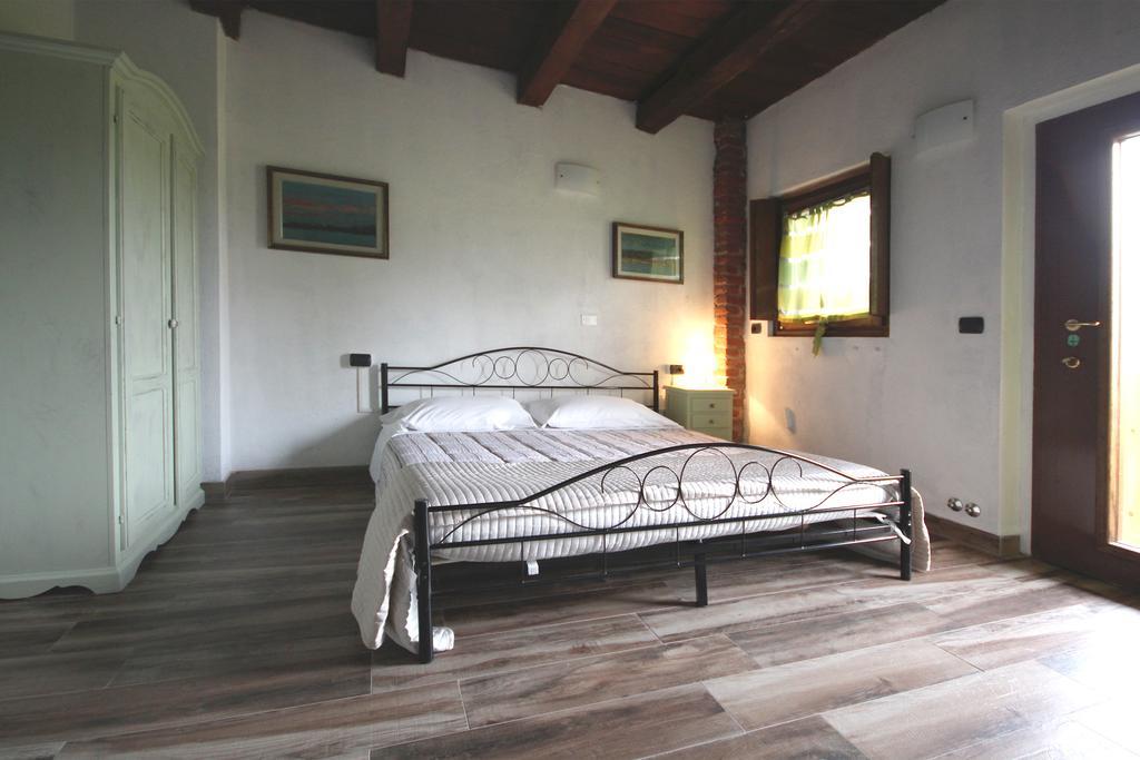 Agriturismo Helianthus Oleggio Eksteriør billede