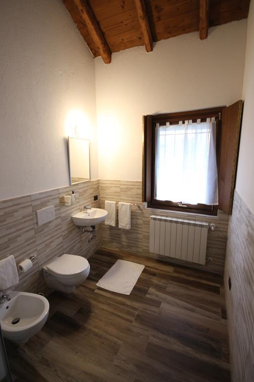 Agriturismo Helianthus Oleggio Eksteriør billede