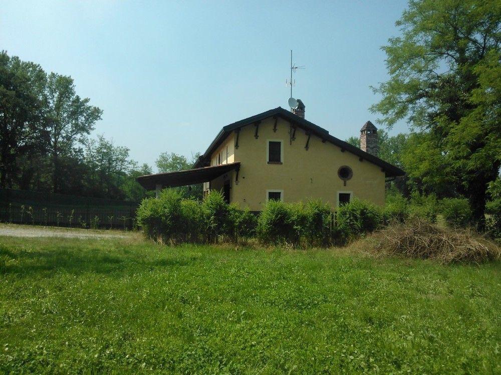 Agriturismo Helianthus Oleggio Eksteriør billede