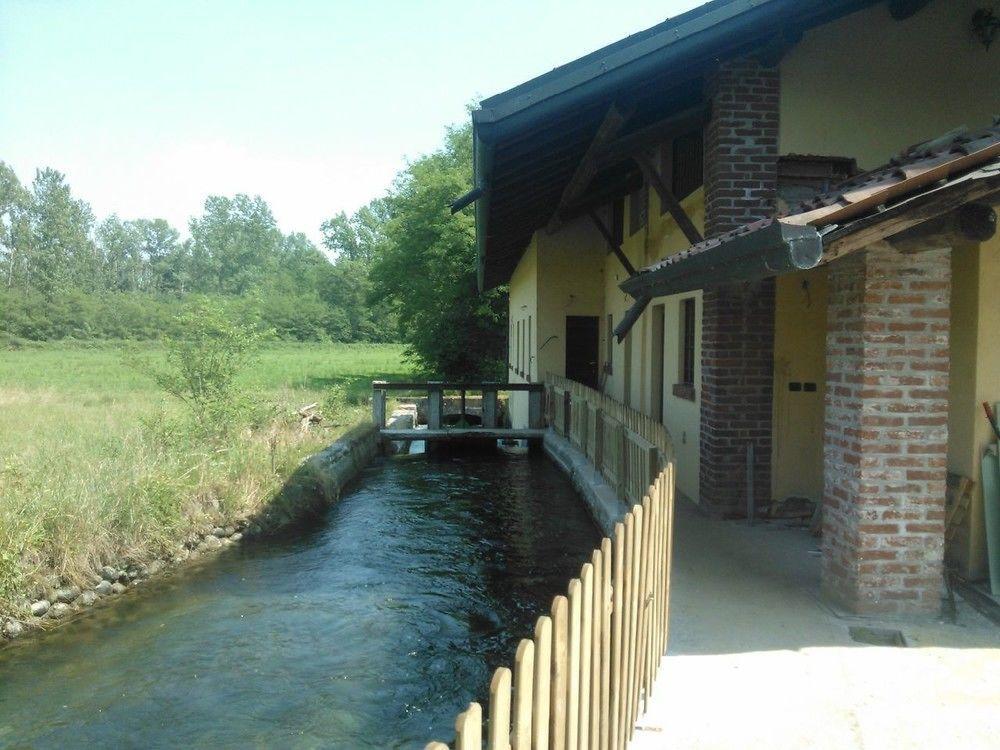 Agriturismo Helianthus Oleggio Eksteriør billede